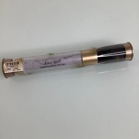 Victoria’s Secret Love Spell Sparkling Body Powder .19oz NEW Discontined in box - Picture 2 of 8